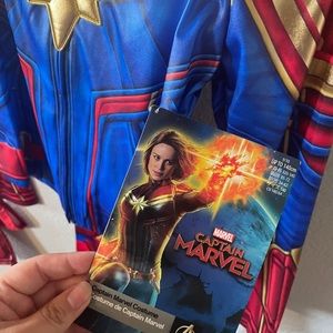Captain marvel costume for kids! Size 9-10